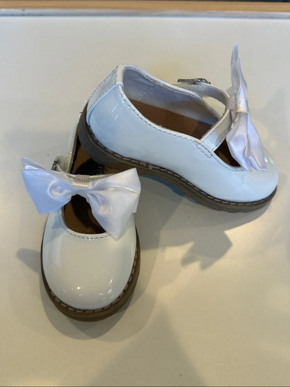Girls White Patent Mary Jane Dress Shoes with Satin Bow